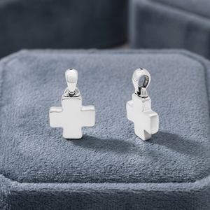 Colgante de Cruz Griega Religiosa Sencilla en Plata 925 - Product Image 2