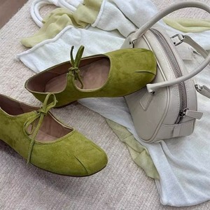 รองเท้าแมรี่เจนแบบผูกเชือก รุ่นใหม่ปี 2026  รองเท้าบัลเล่ต์หนังกลับสำหรับผู้หญิง ปลายเปิด พื้นนุ่ม สวมใส่สบาย - Product Image 6