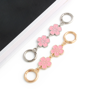 Connettore in metallo smaltato a forma di fiore per estensore <span class=keywords><strong>tracolla</strong></span> borsa, mini ciondoli di lusso vintage, accessori fai da te di design, all'ingrosso - Product Image 4
