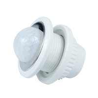 Petit détecteur de mouvement PIR réglable avec angle de détection de 110°, portée <6m, indice de protection IP22 pour éclairage automatique jour/nuit