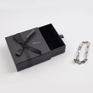 Boîte à bijoux en gros à <span class=keywords><strong>prix</strong></span> d'usine personnalisé, logo sur l'anneau, pas cher, Chine, <span class=keywords><strong>Swarovski</strong></span> rose, livraison - Product Image 4