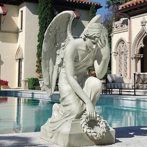 Statua di Angelo Piangente in Marmo a Grandezza Naturale per Decorazione Cimiteriale - Product Image 6