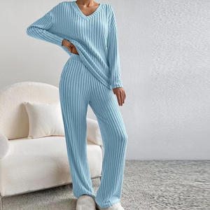 Conjunto de Dos Piezas para Mujer con Estampado de Rayas, Atuendo Casual de Otoño, Top de Manga Larga a Rayas, Pantalones Anchos Holgados, Ropa de Vacaciones - Product Image 2