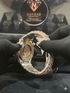 Reloj de Lujo con Diamantes, 42 mm, Redondo, Plata de Ley, Analógico, de Cuarzo, para Hombre, con Números Romanos, Estilo Completamente Cubierto de Diamantes - Product Image 3
