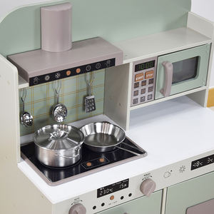 Cuisine de jeu moderne en bois vert sauge pour enfants avec micro-ondes, four, hotte et cuisinière - Jouet de simulation Montessori - Product Image 5