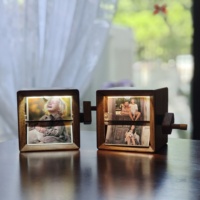 Machine à photos Flip Book 2025, cube de souvenirs personnalisé en bois de hêtre, 8 pages avec finition polie à la main