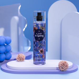 Spray Corpo Profumato Premier 236ml, Idratante Setoso a Nebulizzazione Fine per Tutte le Occasioni Quotidiane, Profumo da Donna - Product Image 1