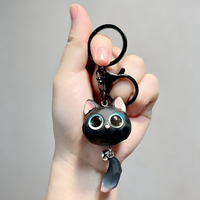 Porte-clés en résine chat 3D à grands yeux, style dessin animé mignon, avec pendentif queue de couple, cadeau créatif, léger et durable, figurine animale