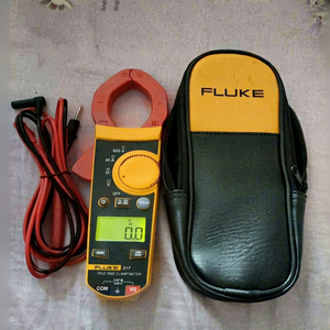 Pinza Amperimétrica Digital Fluke 317 True RMS 400A/600A, en Buen Estado de Segunda Mano - Product Image 1