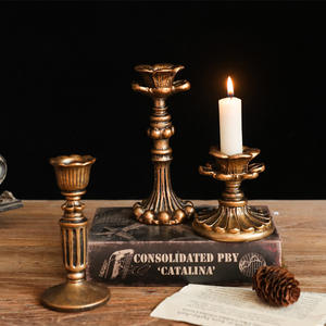 Bar de Style européen rétro classique français Table à manger moderne en métal artisanat aromathérapie chandelier ornements tir nostalgique - Product Image 4