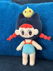 Peluche de Monstruo Pequeño Personalizado con Bordado, Certificado GRS de Sostenibilidad, para Aliviar el Estrés - Product Image 6