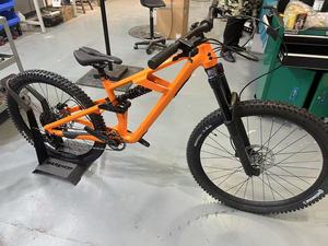 Hot Sale 29 Inch <span class=keywords><strong>Dual</strong></span> Suspension Mountainbike Aluminium Frame Downhill Mtb Enduro Soft-Tail Bike Aanpassen Kleur - Product Image 2