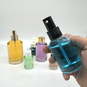 Bouteille en verre à épaule oblique pour huiles essentielles avec tête pulvérisatrice, prix usine de gros, pour soins de la peau, parfums et lotions stabilisées - Product Image 2