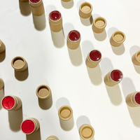 Récipient de déodorant corporel vide de taille personnalisée Tube de papier Push up pour emballage de bâton de déodorant 100% biodégradable