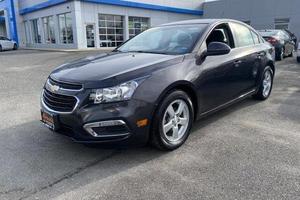 2016 Chevrolet Cruze 1LT จำกัด4dr รถยนต์ซีดานเบาะหนังซันรูฟแบบพาโนรามา41,286ไมล์โดยใช้แก๊ส/เชื้อเพลิงไฟฟ้าสภาพการใช้งาน - Product Image 3