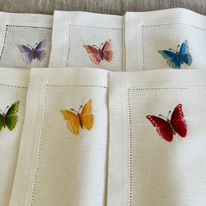 Serviettes de cocktail en coton et lin brodées en gros avec logo personnalisé pour les acheteurs d'hôtels, restaurants et complexes hôteliers - Product Image 1