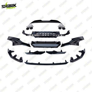 Kit Carrozzeria MP per <span class=keywords><strong>BMW</strong></span> <span class=keywords><strong>Serie</strong></span> <span class=keywords><strong>2</strong></span> <span class=keywords><strong>2021</strong></span>+ M240i G42 Coupé, Labbro Paraurti Anteriore, Diffusore Posteriore e Spoiler Posteriore in Plastica Nera Lucida Effetto Carbonio - Product Image 1