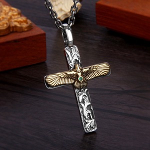 Argento placcato aquila in ottone croce collane Punk <span class=keywords><strong>Retro</strong></span> ciondolo croce aquila intagliato fiore Vintage ciondoli di alta gioielleria per gli uomini - Product Image 2