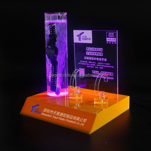 Espositore Impermeabile per Orologi in Acrilico, Supporto per Smartwatch con Base Illuminata a LED, Display Universale per Negozi al Dettaglio - Product Image 4