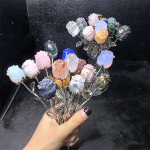 Ramo di Cristallo Curativo Intagliato a Mano all'Ingrosso, Fiore di Quarzo Rosa Trasparente per Regalo - Product Image 4