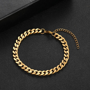 สร้อยข้อมือผู้ชายแบบ Cuban Link ชุบทอง 18k บนสแตนเลสสตีล ดีไซน์ Hip Hop พร้อมการขัดเงา 2 ด้าน - Product Image 3