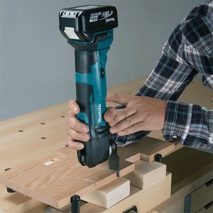 Outil multifonction Makita 18V Batterie au lithium Métal nu DTM51ZX11 - Product Image 2
