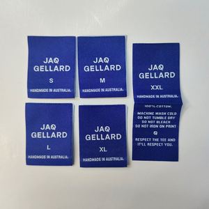 Fabricant d'étiquettes de vêtements de luxe pliées en gros, étiquettes personnalisées pour la taille du col, marque privée - Product Image 1