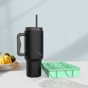 Bac à glaçons en silicone tendance Tik Tok pour cocktails, whisky, boissons, café – Facile à remplir et à démouler - Product Image 4