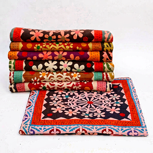 Wholesale Applique Design Cotton <b>Quilts</b> - Product Image 1