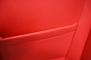 Set completo di alette protettive per rivestimenti dei sedili <span class=keywords><strong>a</strong></span> cinque posti in PVC resistente perforato universale coprisedile auto - Product Image 6