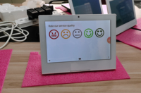 Dispositivo de encuesta de satisfacción del sistema de comentarios de clientes de calificación de servicio de venta de máquina feliz o no de 10,1 pulgadas con software