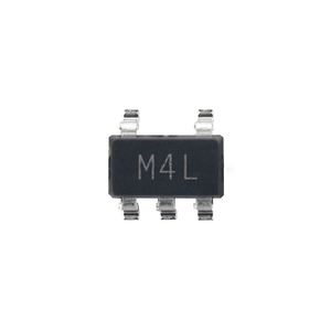 ADM823SYRJZ ADM823SYRJZ-R7 SOT-23-5 Moniteur d'alimentation unique en stock - Product Image 1