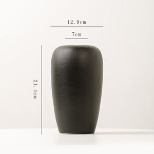 Vase en céramique moderne et minimaliste au toucher premium, arrangement de fleurs artificielles couleur kaki pour la table à manger et la décoration du salon - Product Image 6