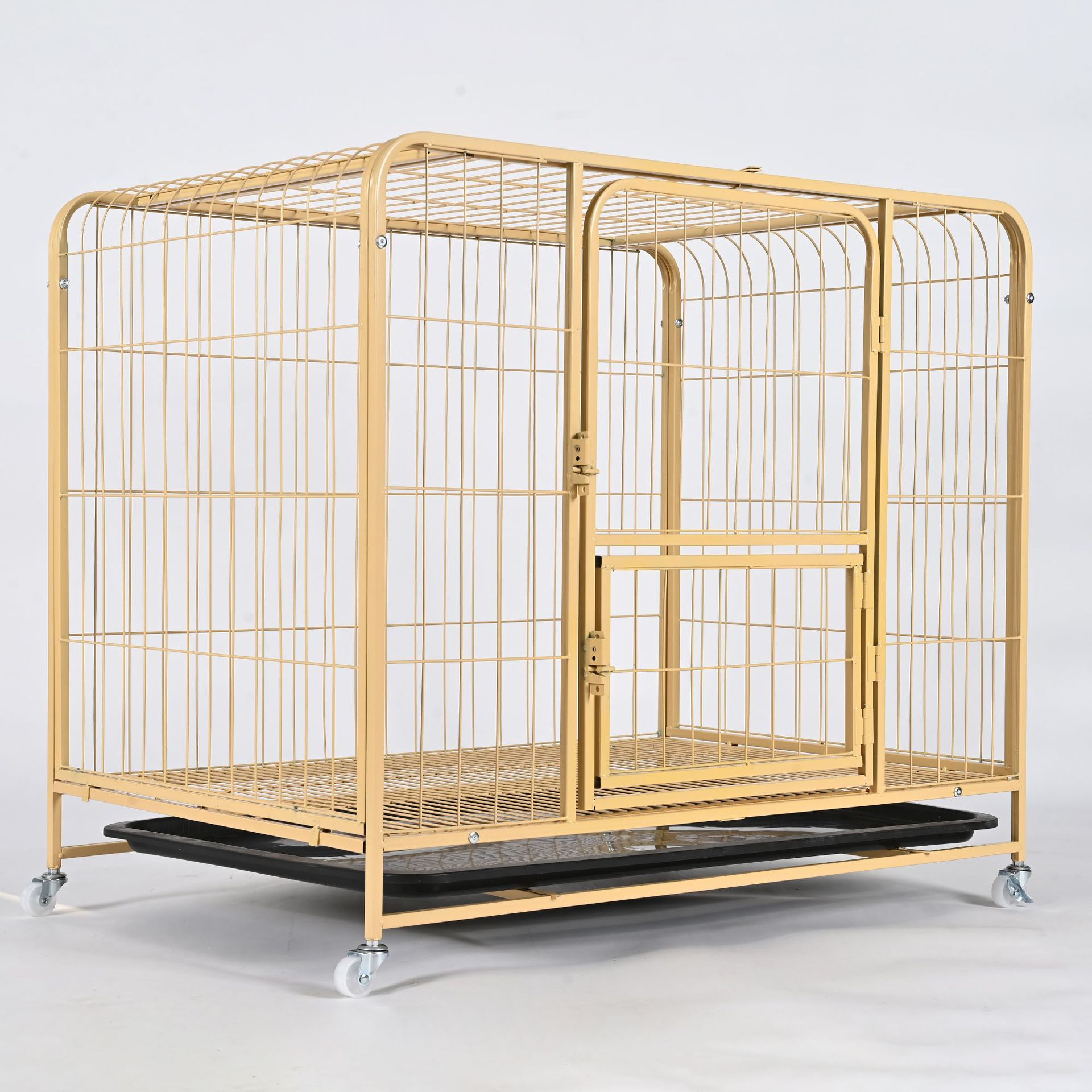 cage for pets with mats