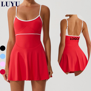 Farbblockierendes Tenniskleid mit verstellbaren Trägern für Damen, plissierter Saum, Sport-Outfit, stylisches Padel-Kleid - Product Image 1