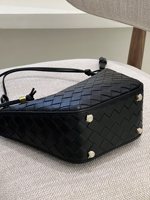 Sac Hobo en Cuir Tressé de Luxe Style Vintage pour Femme, Sac à Bandoulière Souple avec Ferrures Dorées, Sac à Main en Cuir Véritable pour l'Été