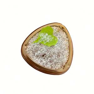 PC L-1250Y Matière plastique polycarbonate de qualité moulage transparente, résistante aux UV, à viscosité moyenne, facile à retirer - Product Image 3