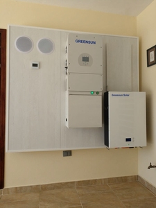 ระบบกักเก็บพลังงานแสงอาทิตย์ 3KW 5KW 8KW 10KW 20KW โซลูชั่นครบวงจรพร้อมแบตเตอรี่ลิเธียมแบบติดผนังสำหรับบ้านพักตากอากาศ GRB51.2-314Ah Fa - Product Image 5