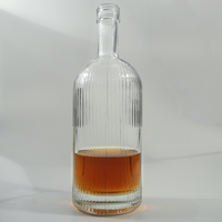 Bouteilles en verre transparentes blanches personnalisées de 700 ml avec lettrage, bouchon en liège, marquage à chaud, certifiées ISO9001, OEM/ODM disponibles, pour vin – Vente en gros