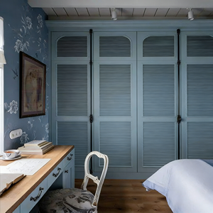 Armario de Madera Maciza en Tonos Azulados Personalizado BALOM para un Dormitorio Tranquilo, Mueble de Dormitorio Duradero y Ecológico - Product Image 6