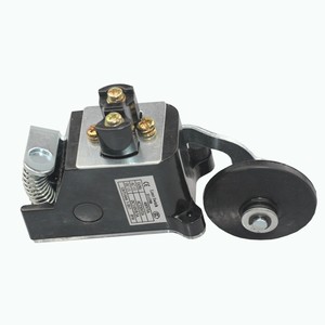 Interruptor de límite S3-B1370 SPDT 24V 1A tipo rodillo en forma de L para control de movimiento de elevadores - Product Image 3
