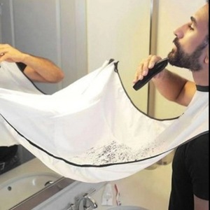 Tablier de rasage et de coiffage pour homme avec ventouse transparente - Product Image 2