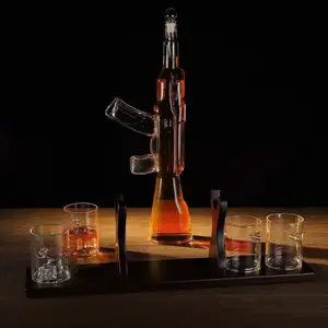 Verre AK47 Carabine Pistolet Whisky Verre à Vin Carafe avec 4 Verres à Whisky Set Liqueur Whisky Vodka Brandy Cristal Luxe PC Personnalisé