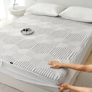 Anti Allergy Ultra Soft Breathable Quilted Bamboo Adjustable Electric Bed Frame Jacquard Mattress Protector With TPU Backing