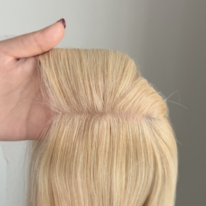 Pelucas y Tupés de Cabello Humano para Mujer con Cabello Fino - Ondulado Natural Color Dorado Peluca Judía de 18 Pulgadas en Stock - Product Image 2