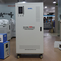 Stabilisateur de tension triphasé servo entièrement automatique 30KVA en cuivre 220V AVR pour usage domestique, bureau et industriel