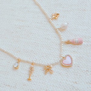 Collar con Múltiples Dijes de Celebración Pink Wink - Product Image 5