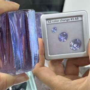 Pierres brutes de zircone cubique de qualité supérieure traitées thermiquement, changeant de couleur, avec forme de cristal naturel pour la création de bijoux personnalisés - Product Image 3