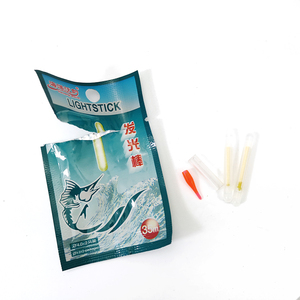Bâtons lumineux pour la pêche de nuit et le <span class=keywords><strong>camping</strong></span>, 100 pièces/boîte, bâtons lumineux en plastique multi-usages pour la pêche en eau salée avec marquage de flotteur - Product Image 3