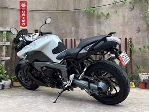 BMW1 K1300R - 1293cc Moteur à quatre cylindres en ligne, réservoir de 19L, performance longue portée, moto de route >180km/h Chine - Product Image 5